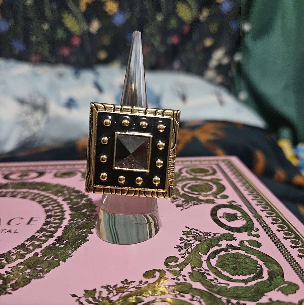 Lia Sophia Gold and Black Square Ring Size 6